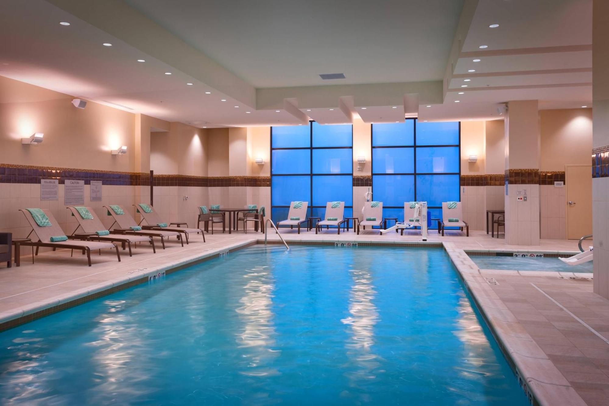 Courtyard By Marriott Salt Downtown Salt Lake City
